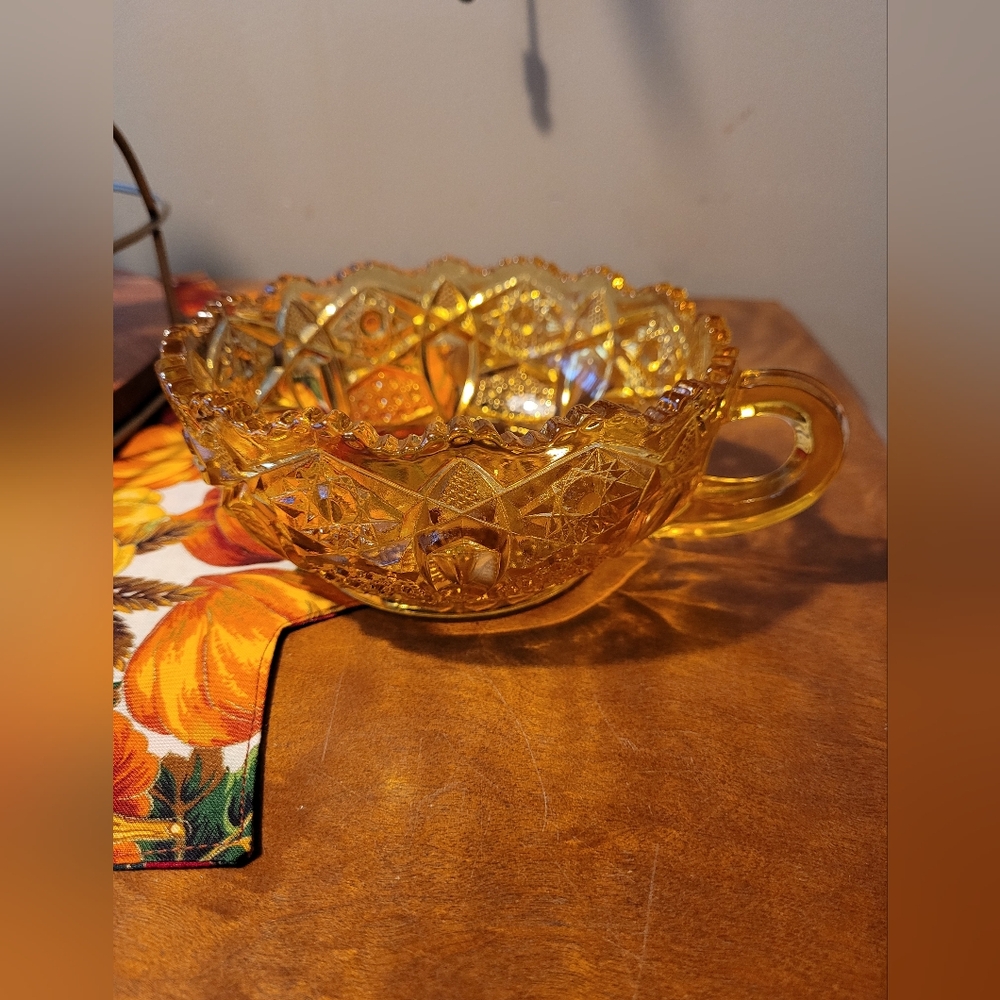 Vintage LE Smith Amber Handled Bowl Heritage Hobstar Pinwheel Candy Dish